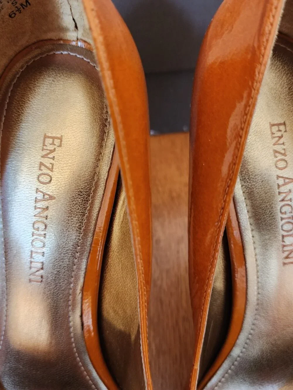 Enzo Angiolini 